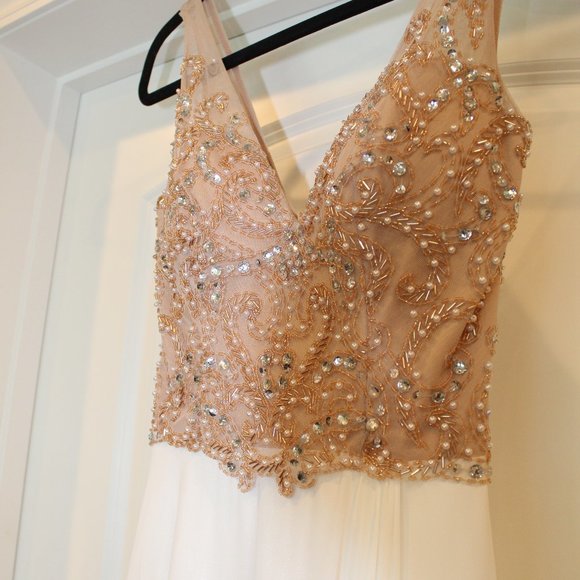 GB White and Gold Prom Gown - Picture 4 of 10
